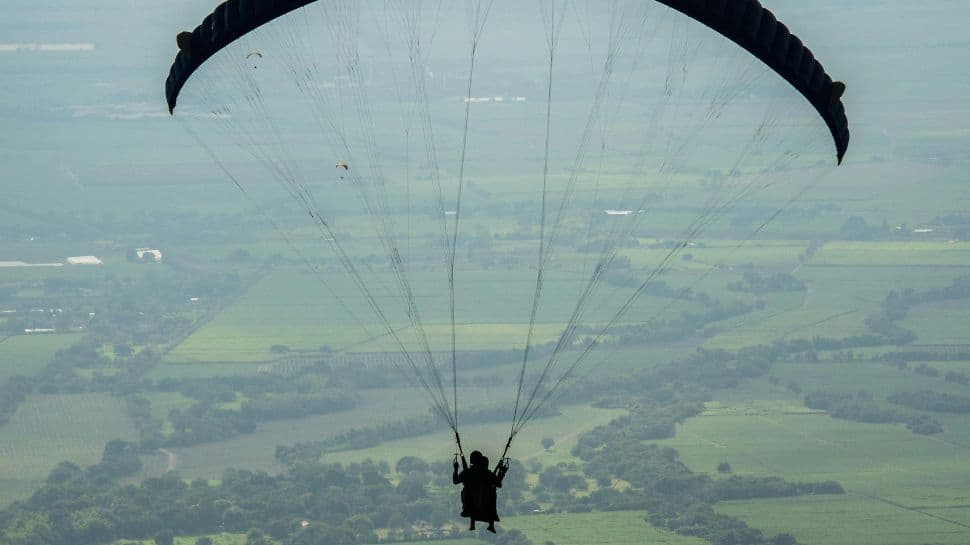 Paragliding in Bir-Biling
