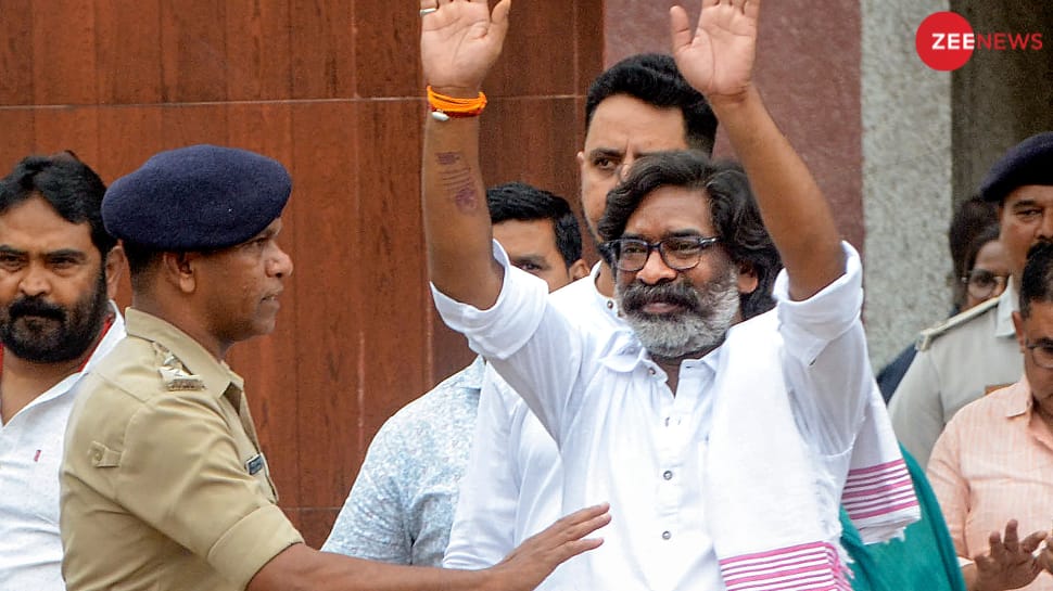 Ex-Jharkhand CM Hemant Soren Walks Out Of Jail, Says &#039;Forced To Spend 5 Months...&#039;