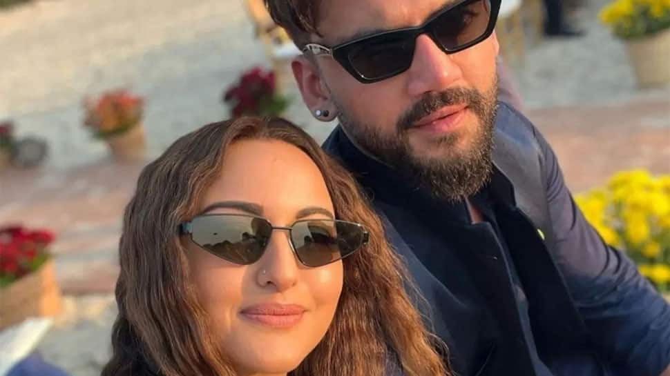 Sonakshi Sinha Calls Hubby Zaheer Iqbal &#039;Greenest Flag&#039; After He Carries Her Sandals