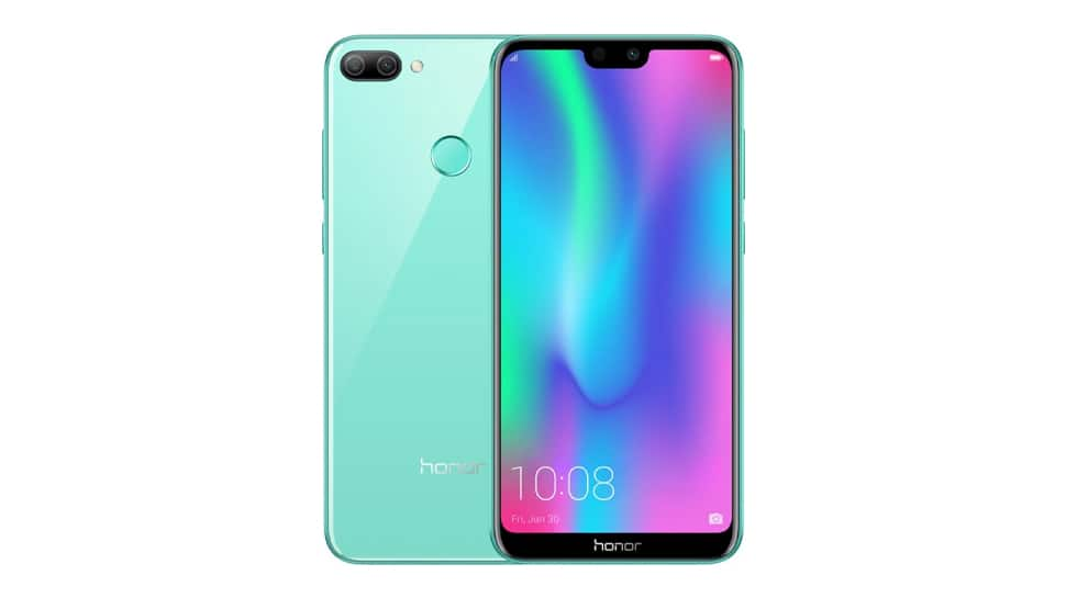 Honor 9N (Rs 8,999)