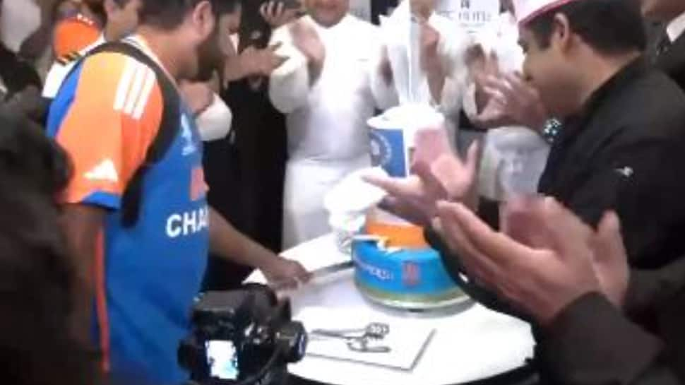 Virat, Rohit And Hardik Cut Special WC Winning Cake 