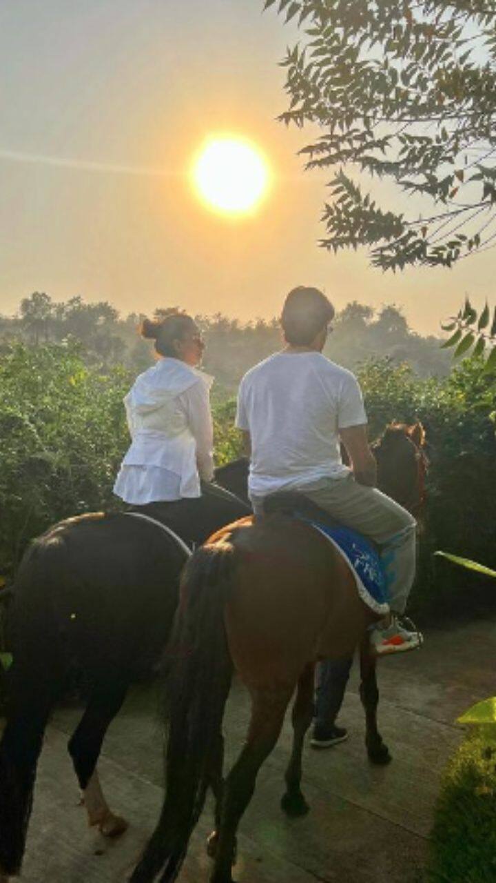 Top 8 Bollywood's Onscreen Couple Who Got Married In Real life
