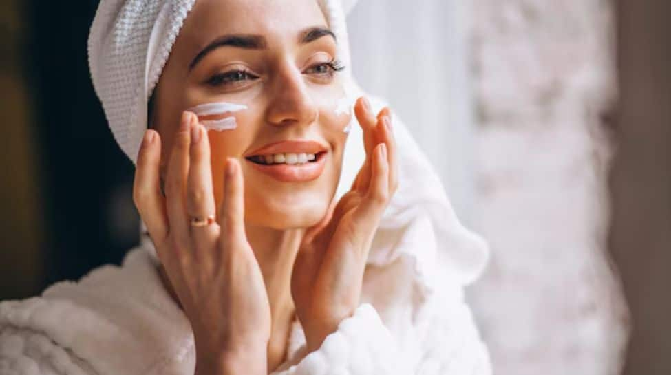 Glow Through The Monsoon: Your Essential Skincare Routine!