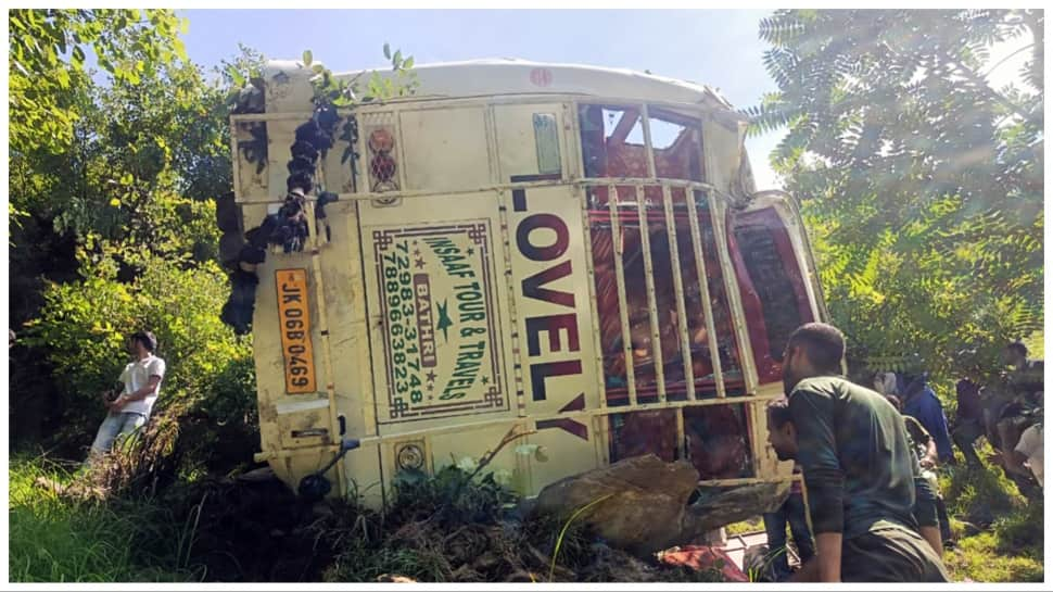 J&amp;K Bus Accident: 2 Dead, 25 Injured After Vehicle Plunges into Gorge in Doda District