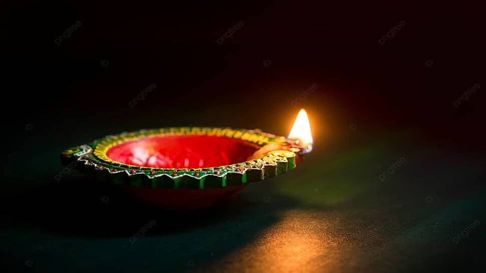 Deepak Jalane Ke Niyam: Light A Lamp In This Direction Of The House And You Will Remove All Problems