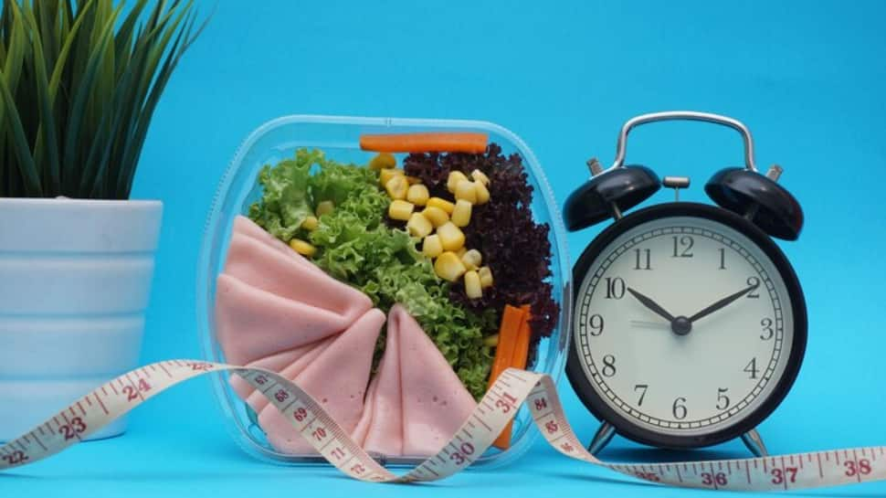 Intermittent Fasting: Benefits, Risks and How to Get Started