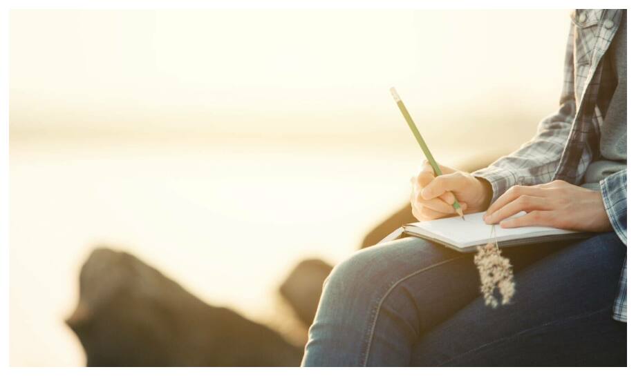 How does Journaling Help to Cope Up with Stress?