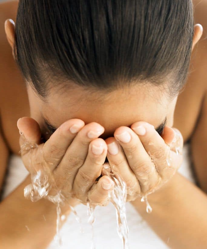 Best face washes for acne- prone skin 