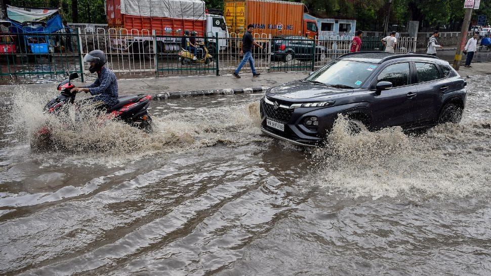 Weather Forecast: Rain Lashes In Delhi-NCR, IMD Predicts Heavy Rainfall In Mumbai