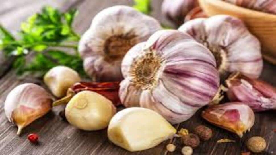 Health Benefits Of Eating Garlic Empty Stomach Every Morning 