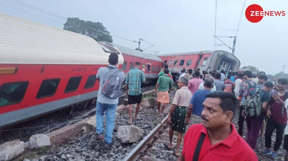 2 Killed, 20 Injured In Train Derailment Near Jharkhand&#039;s Chakradharpur 