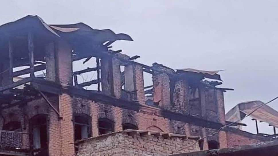 Fire Incident Destroys Five Houses of Kashmiri Pandits in South Kashmir