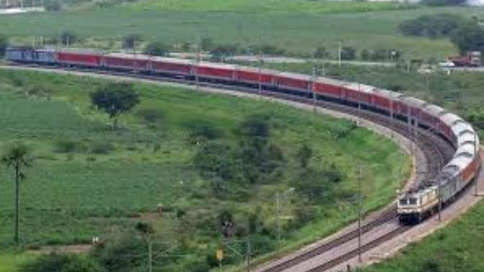 Singhabad Railway Station 