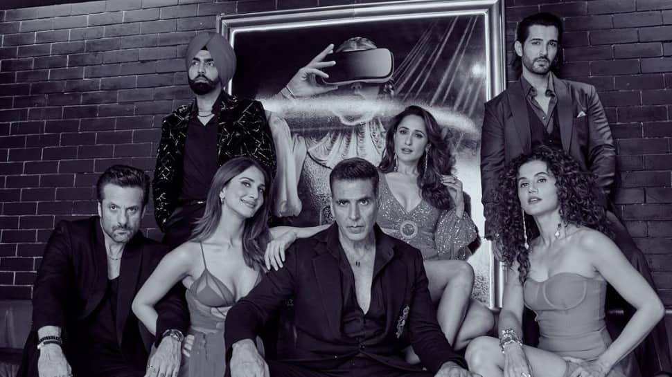 Akshay Kumar, Vaani Kapoor And Taapsee Pannu Song &#039;Do U Know&#039; Released