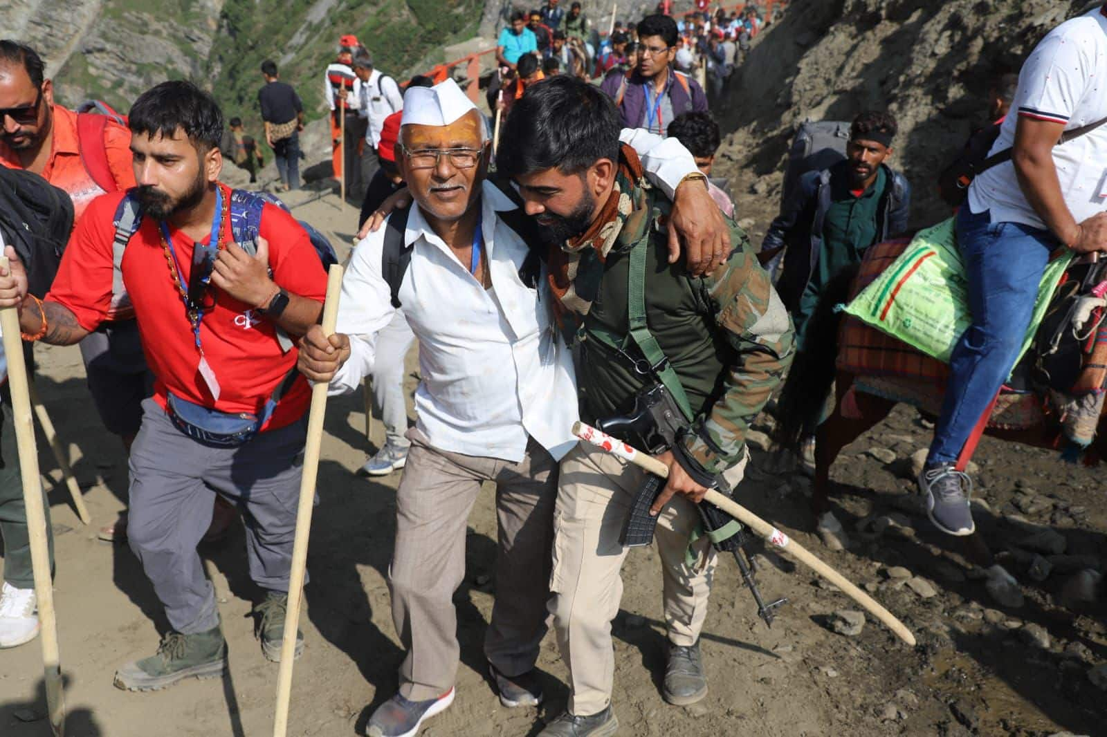 Another Batch Of Pilgrims Leaves for Amarnath Yatra Amid Heightened Security 