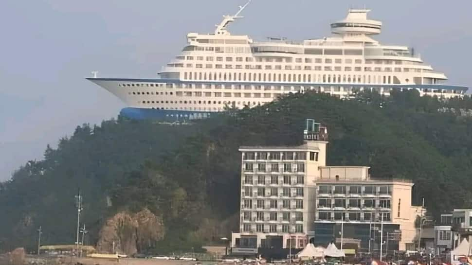 Sun Cruise Resort & Yacht, S Korea