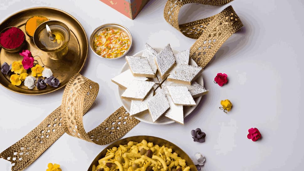 Celebrate Rakhi with Premium Gift Hampers of Chocolates and Dry Fruits