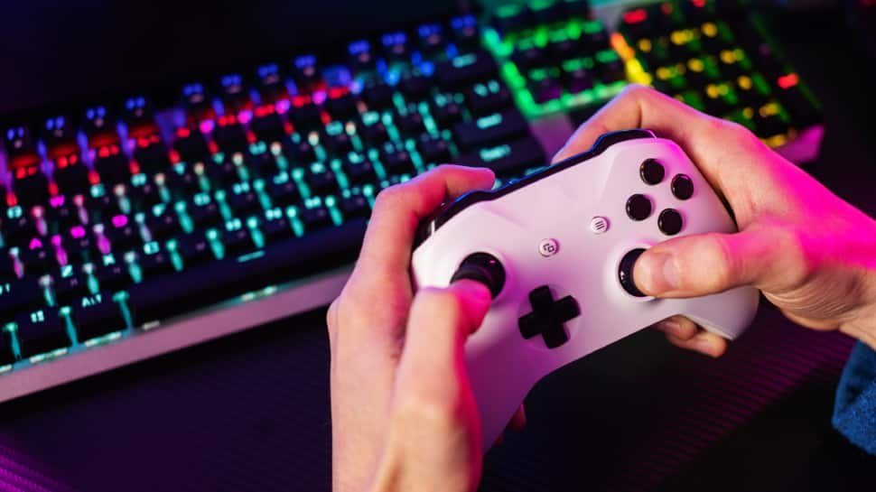 Top Gamepads for PC: Upgrade Your Gaming Gear in 2024