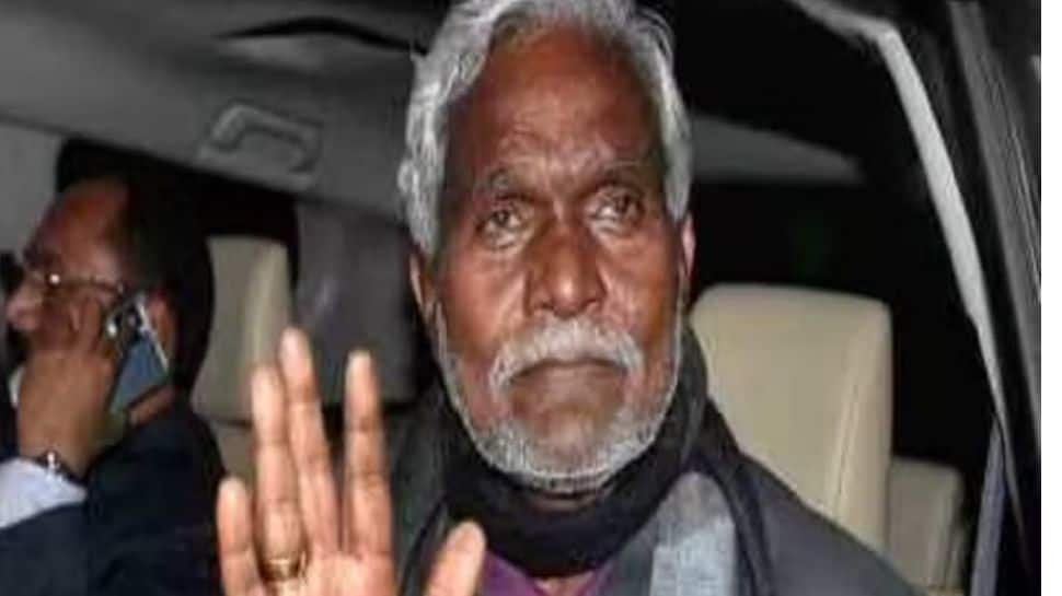 Jharkhand Assembly Election: &#039;Tiger&#039; Champai Soren Joins NDA, Claims Jitan Ram Manjhi