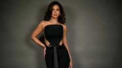 Esha Gupta Turns Sexy And Elegant All At Once In A Black Tube Bodycon Dress