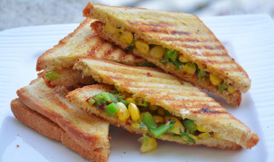 Corn and Capsicum Sandwich