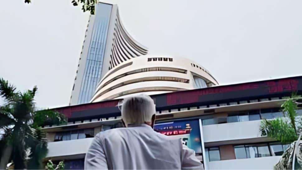 Sensex Rebounds 370 Points; Bank, Finance Stocks Spurt 