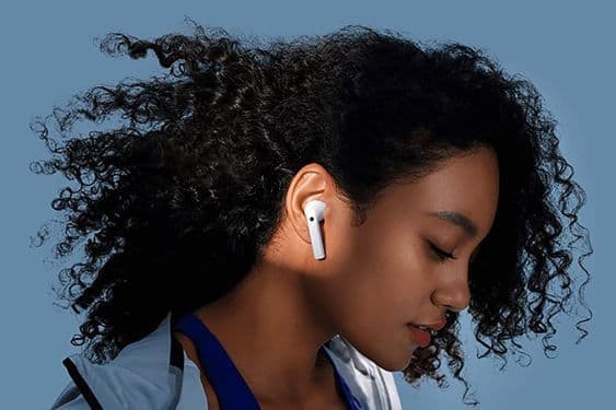 Unplug and Unwind: Wireless Earbuds for Everyday Enjoyment