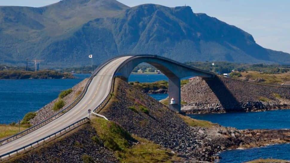 Storseisundet Bridge (Norway)