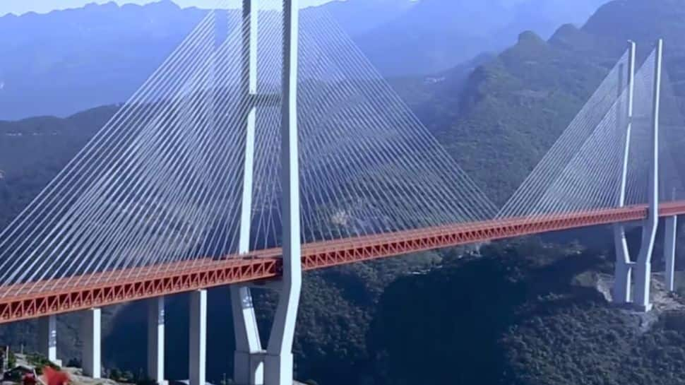 Duge Bridge (China)