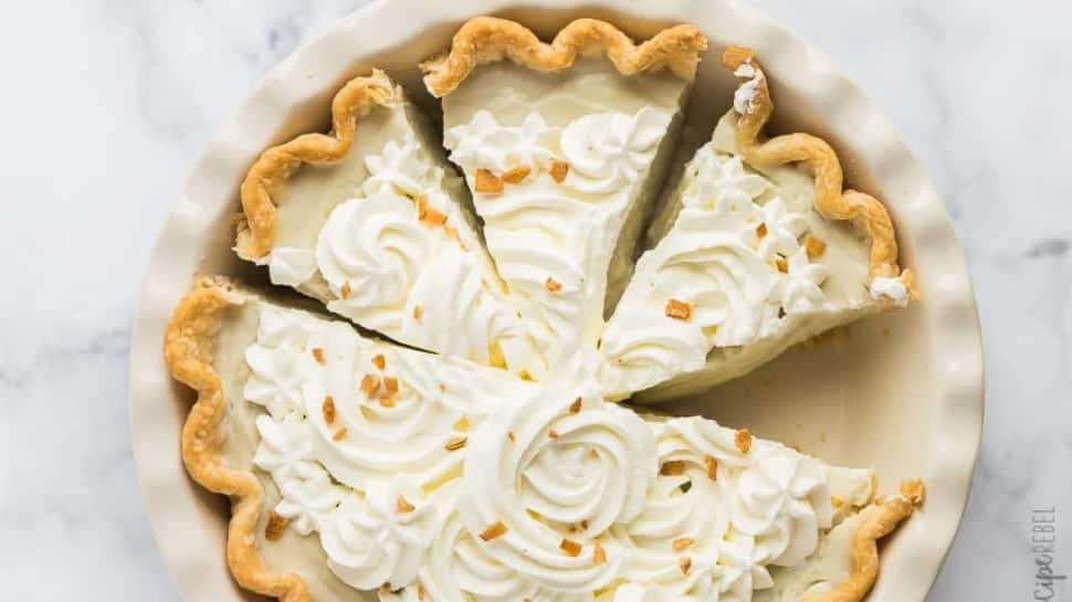 Pie with Coconut Cream