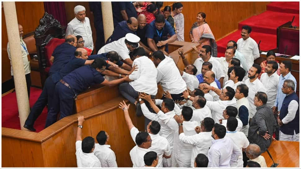 Chaos Erupts In Odisha Assembly As BJD MLAs Try To Climb Speaker&#039;s Podium -WATCH