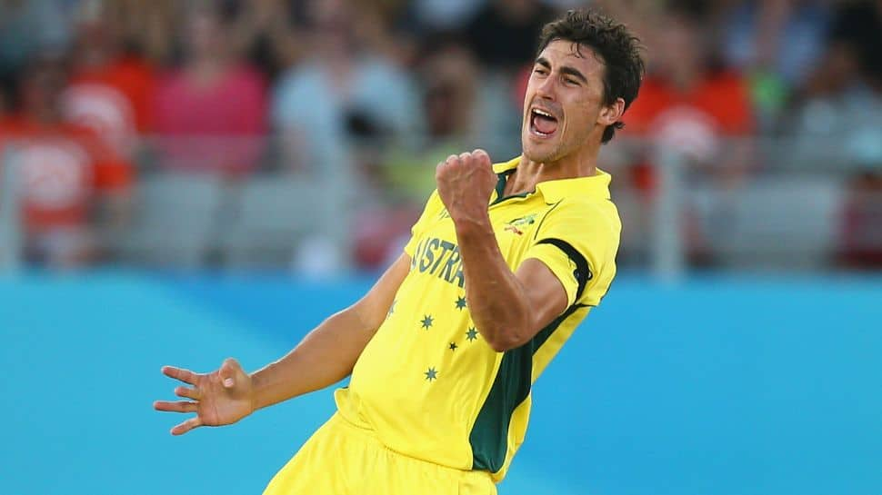 Mitchell Starc, Australia (Monthly Salary: $370,000)