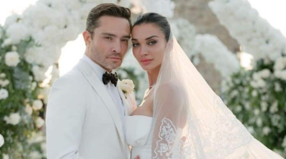 Amy Jackson, Ed Westwick Say &#039;I Do&#039;; Shares First Photos From Dreamy Italian Wedding