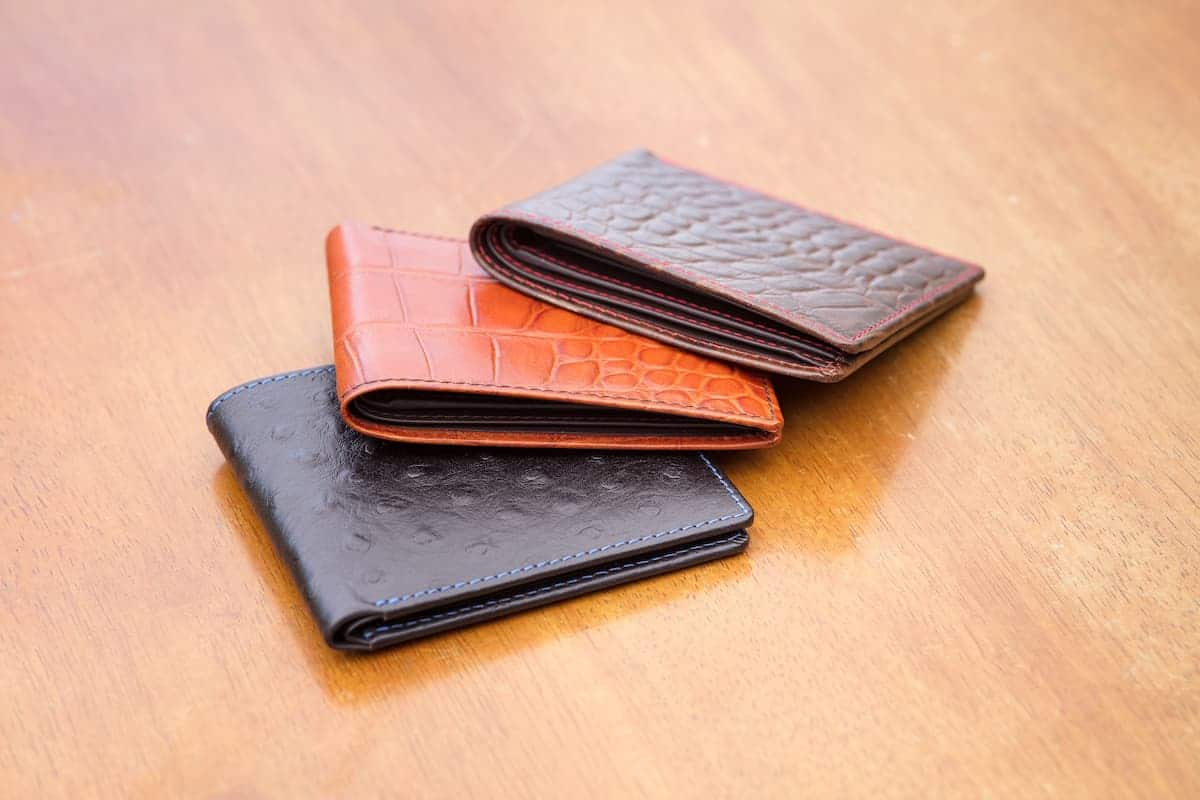 Safe and Stylish: The Ultimate Wallet for Men