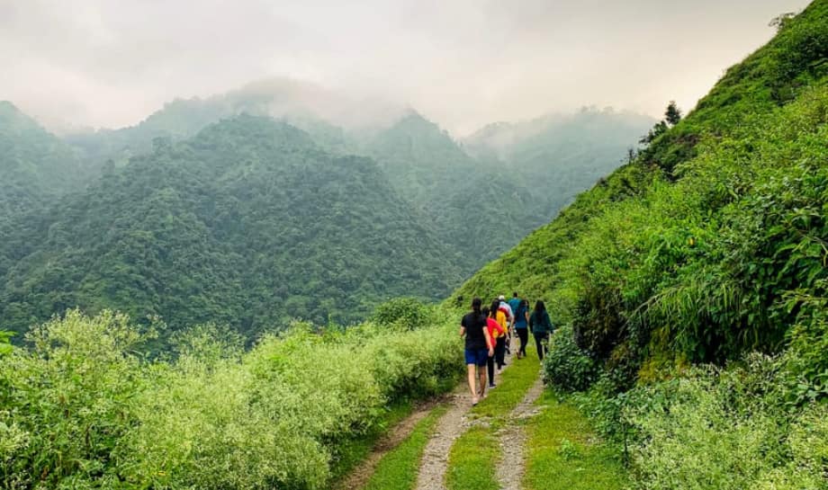 Mawlongbna Village Trekking