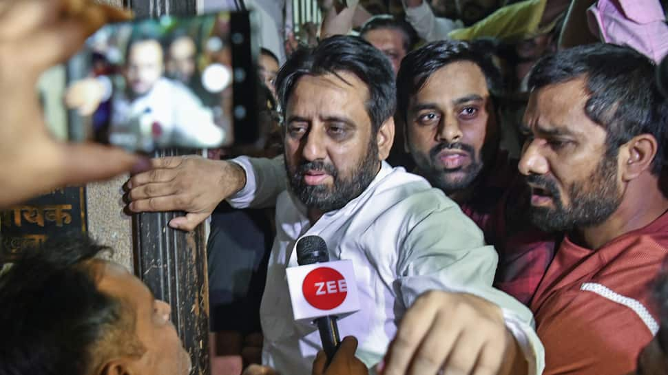 ED Arrested Delhi AAP MLA Amanatullah Khan In Money Laundering Case