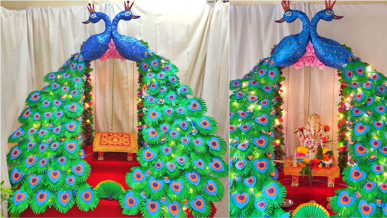 Peacock-themed mandap: 