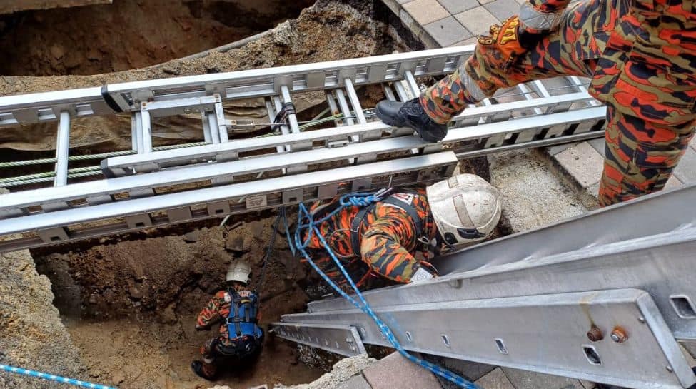 Indian Woman Falls Into Sinkhole In Kuala Lumpur, Search Underway