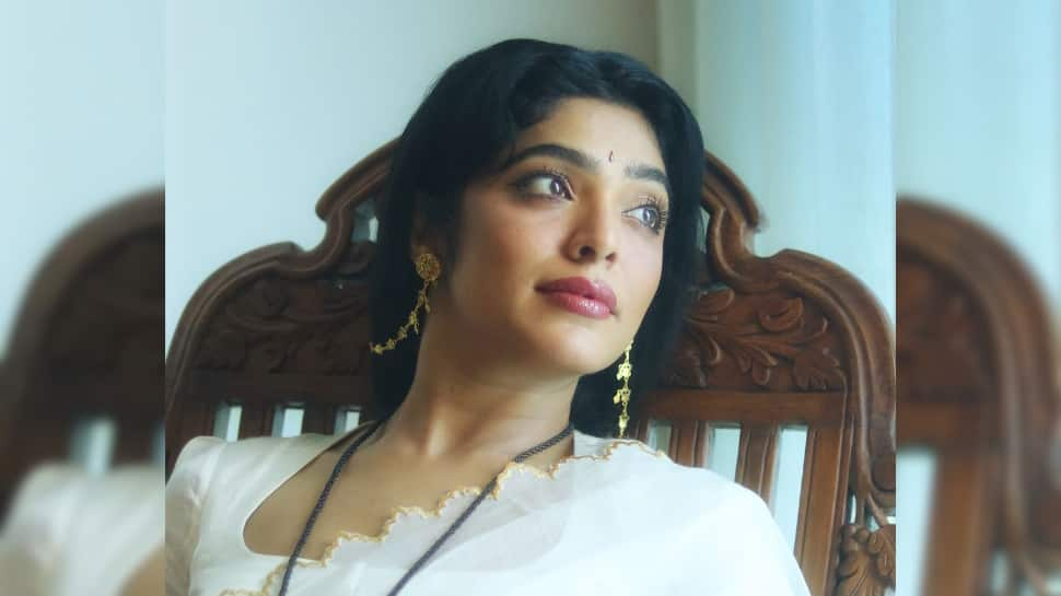 Rima Kallingal Takes Legal Action Against Singer Suchitra, Sends Defamation Notice