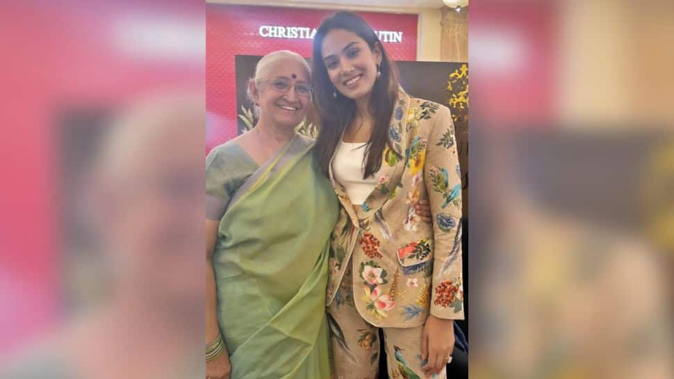 Mira Rajput's Reunion Photo With College Professor Is All You Need To See Today