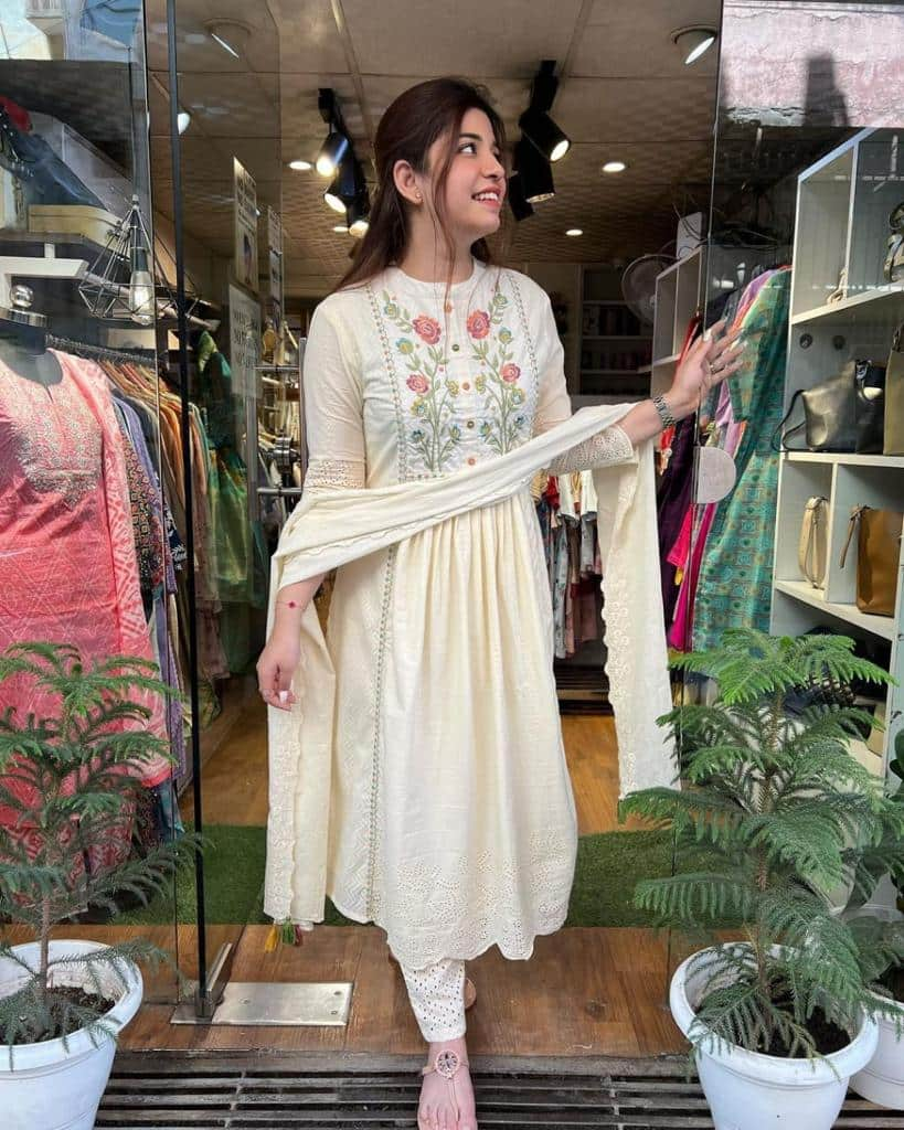 Unstitch the Ordinary: Unique Kurta Sets for the Fashionable You