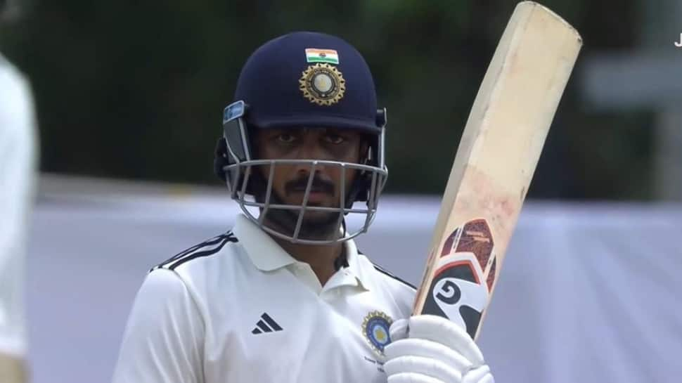 WATCH: Axar Patel Hits Back To Back Boundaries To Bring Up 50 Against India C In Duleep Trophy