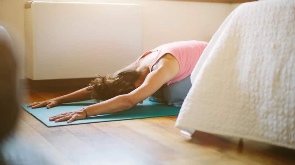 Can’t Stay Focused? These Yoga Poses And Breathing Techniques Can Transform Your Mental Clarity