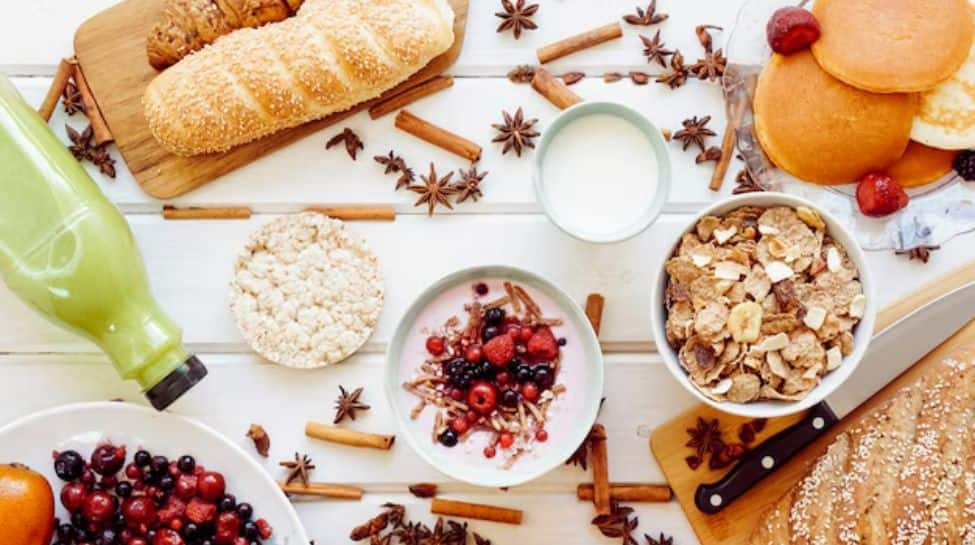 nutritious breakfast options like smoothie bowls, oatmeal, and avocado toast