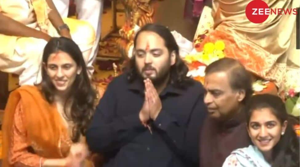 Watch: Mukesh Ambani, Anant Ambani Seek Blessings At Lalbaugcha Raja 