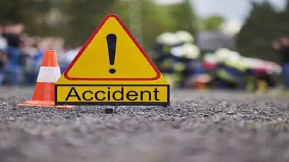 5 Dead, 4 Injured As Pickup Truck Hits Nine Family Members In UP&#039;s Sambhal