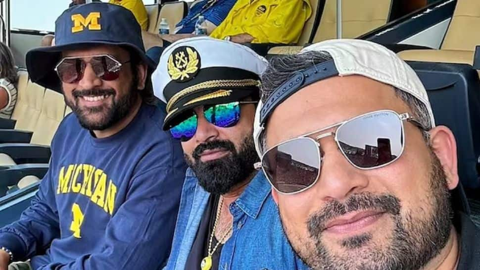 MS Dhoni holiday Vacation Mode On Enjoys American Football SEE PICS