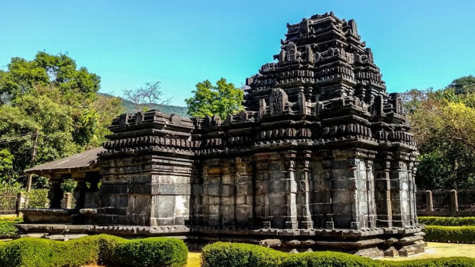 Tambdi Surla Temple