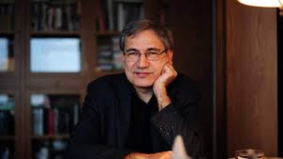  Orhan Pamuk