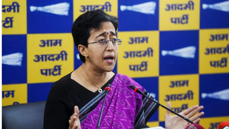 Atishi toma juramento como Ministro Principal de Delhi días después de la renuncia de Kejriwal